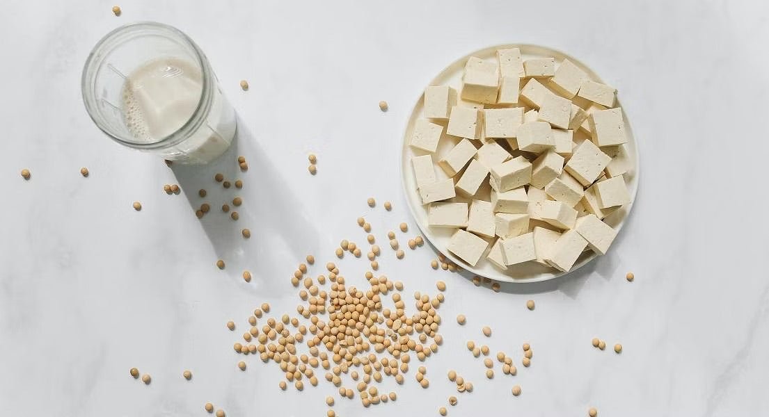 Phyto-Oestrogens Offer Natural Menopause Support